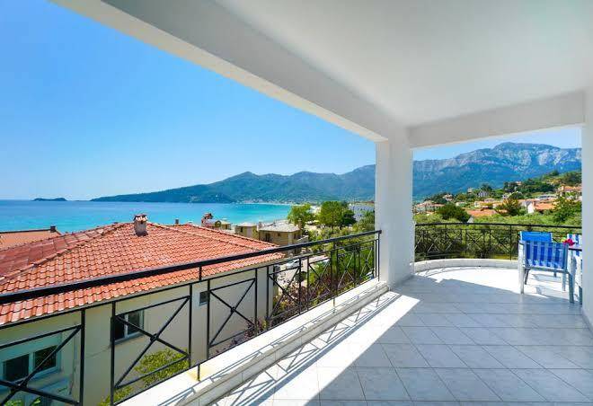 Ellinas hotel