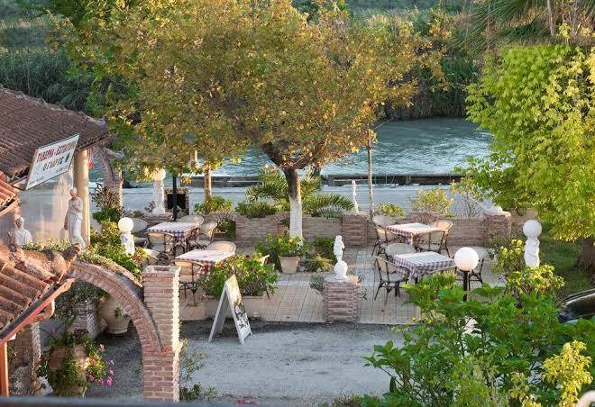 Hotel glaros