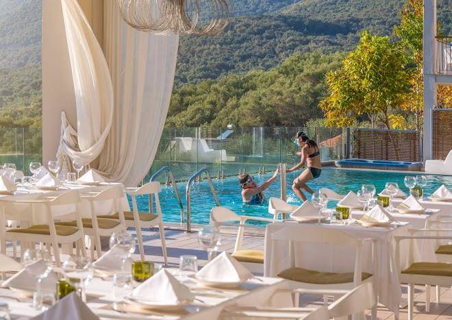 Salvator hotel & spa parga greece