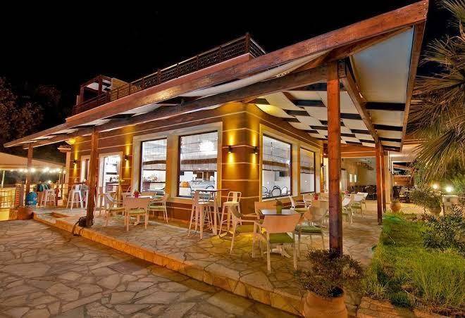 Riviera perdika hotel