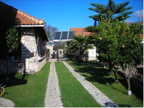 Dogis resort