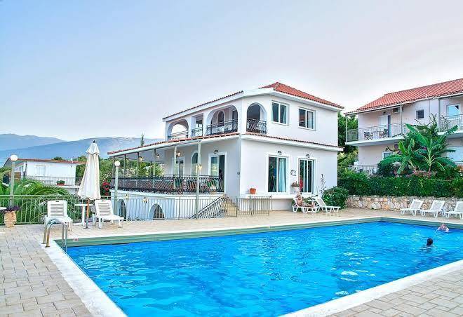 Hotel green bay kefalonia