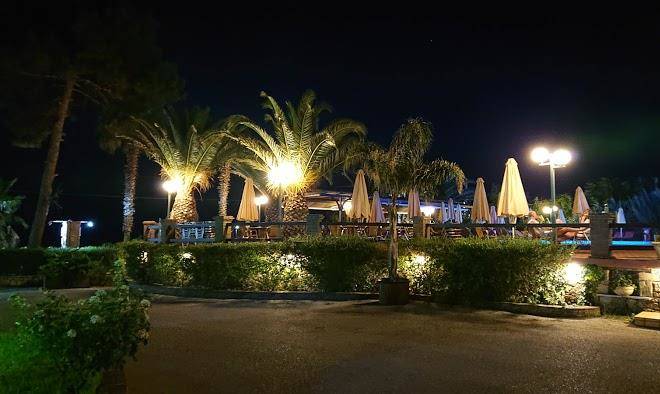 Makis hotel