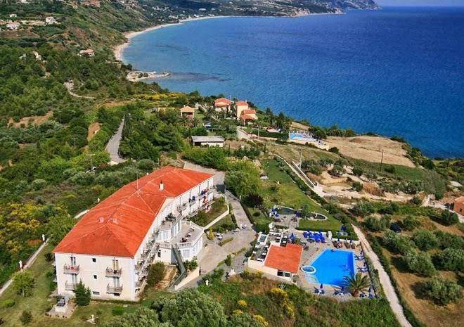 Trapezaki bay hotel