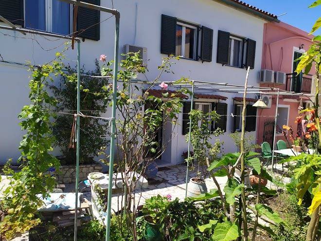 Garden home
