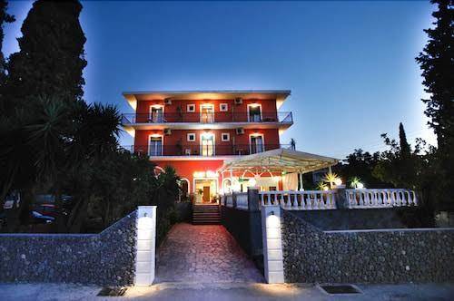 Hotel pyrros