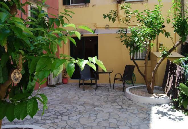 Old town venetian studio