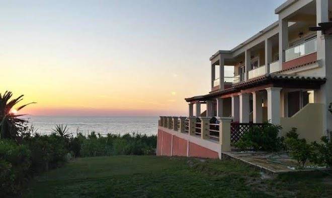 Paralia luxury suites