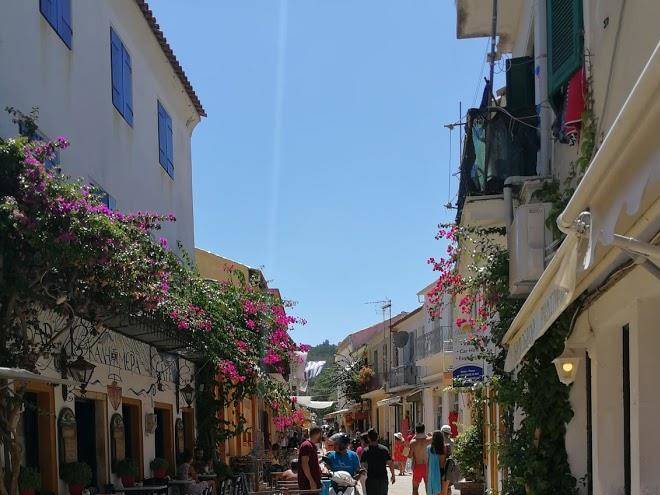 Paxos magic holidays