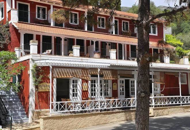 Zefiros traditional hotel