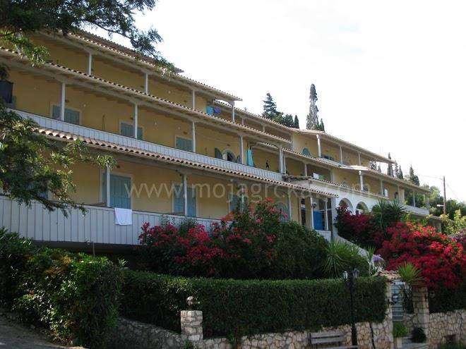 Agios Nikitas Beach Image