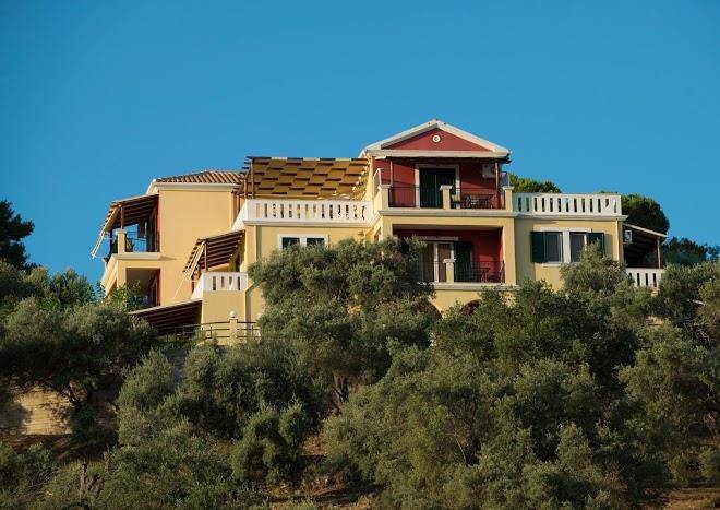 Hotel irida