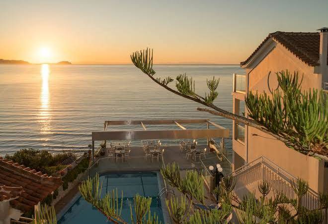 Denise beach hotel