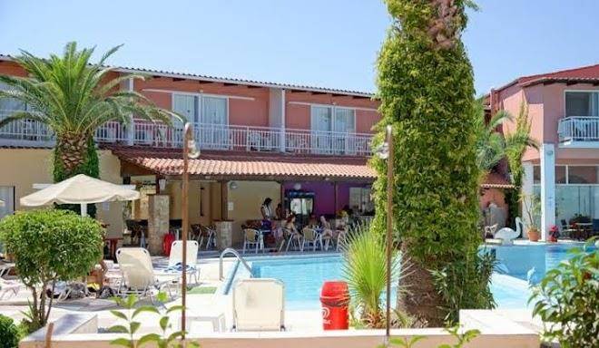 Hotel Papillon Image