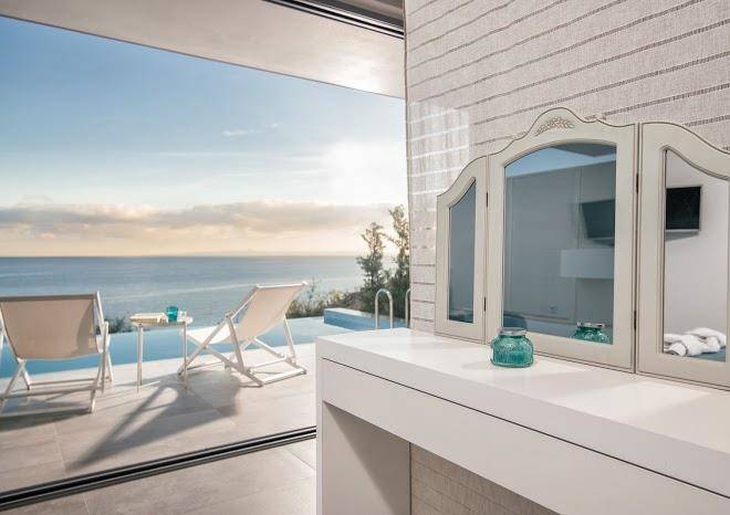 Luxury fiore suites