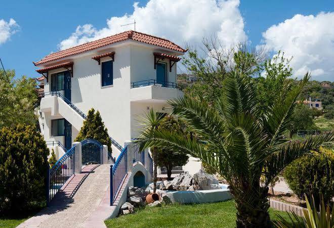 Karfas bay view studios