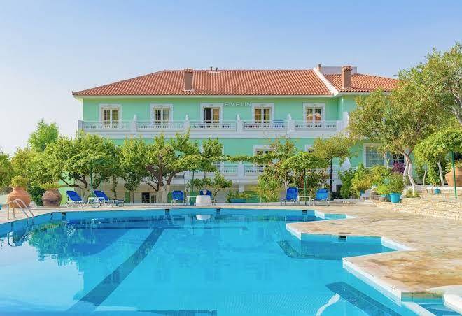 Evelin hotel & studios