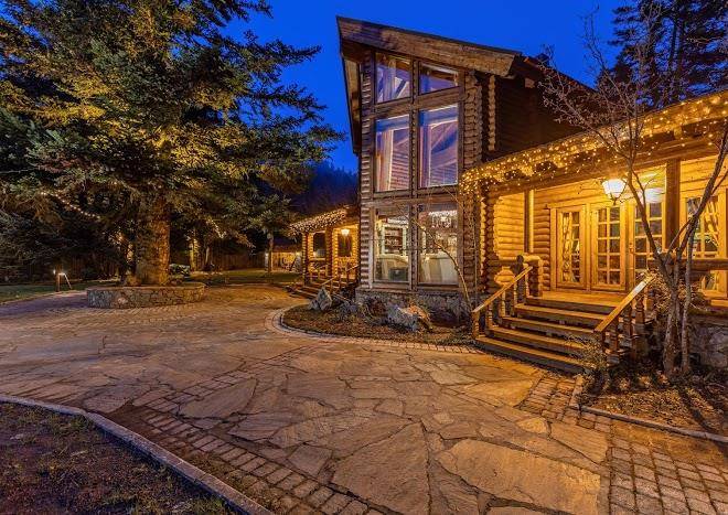 All Seasons Paradise Image