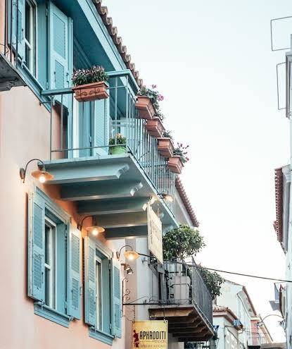 Aphroditi pension