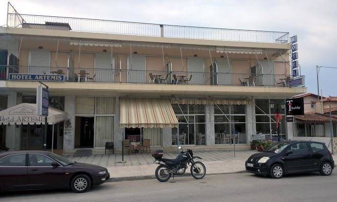 Artemis hotel