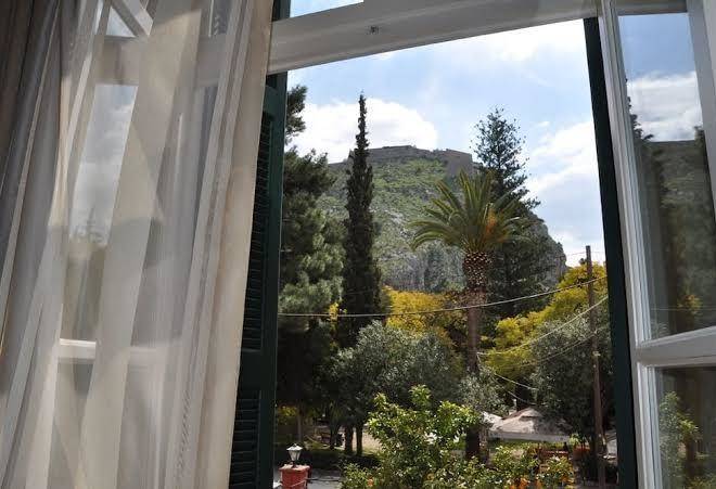 Nafsimedon hotel
