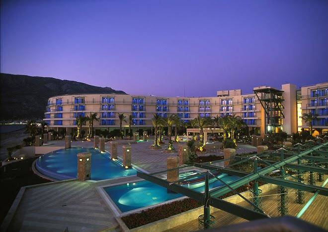 Club hotel casino loutraki