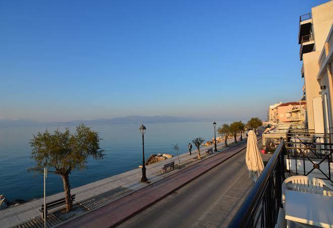 Hotel kyani akti