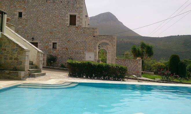 Fivos hotel