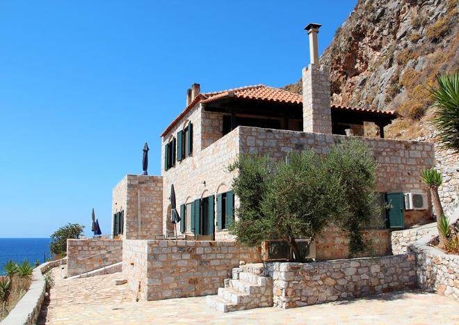 Selana Studios Image