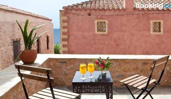 Theophano art hotel