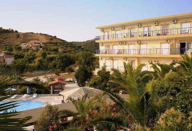Golden sun hotel finikounda