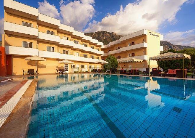Hotel fotini