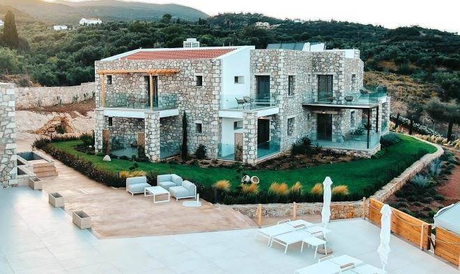 White donkey hotel