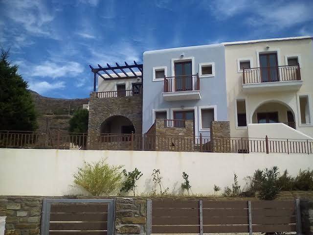 Ionia studios hotel