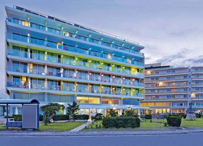 Aquarium View Hotel Image