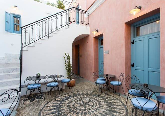 Blue jasmine suites