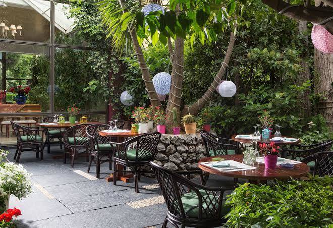 Dionysos hotel