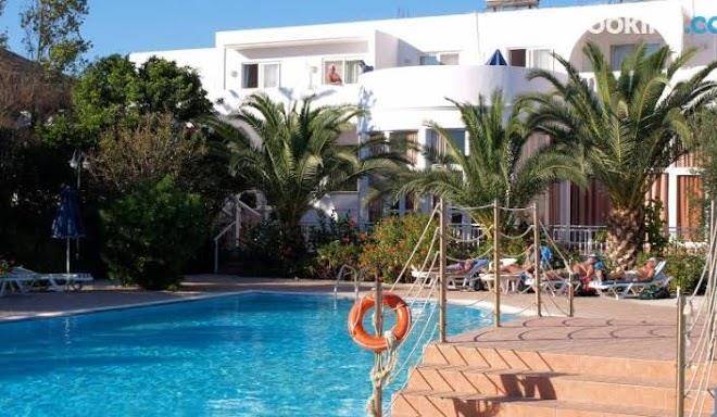 Eristos beach hotel