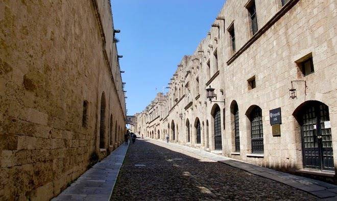 Hotel Rhodes Galaxias Image