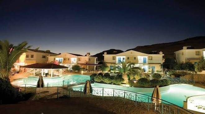 Pefki islands resort