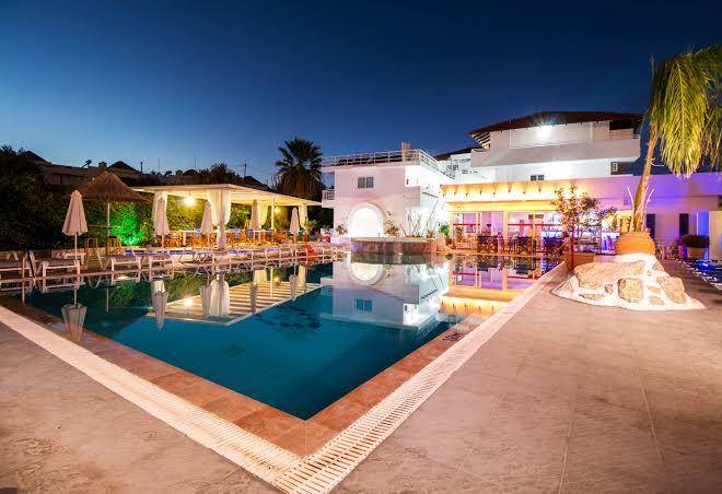 Tina's plus faliraki