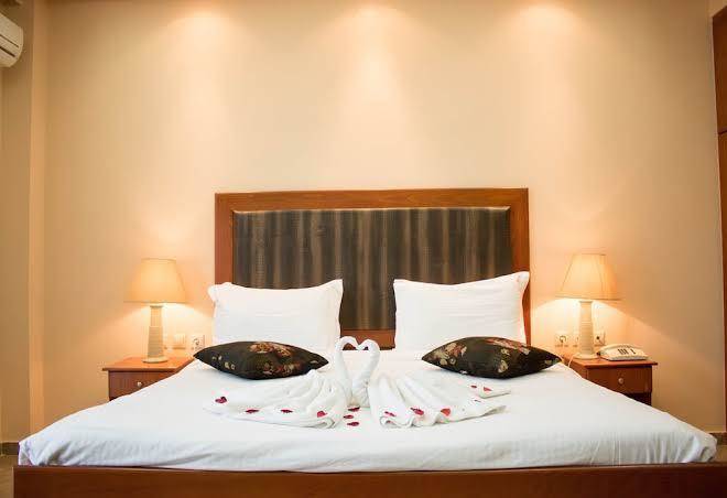 Americana hotel