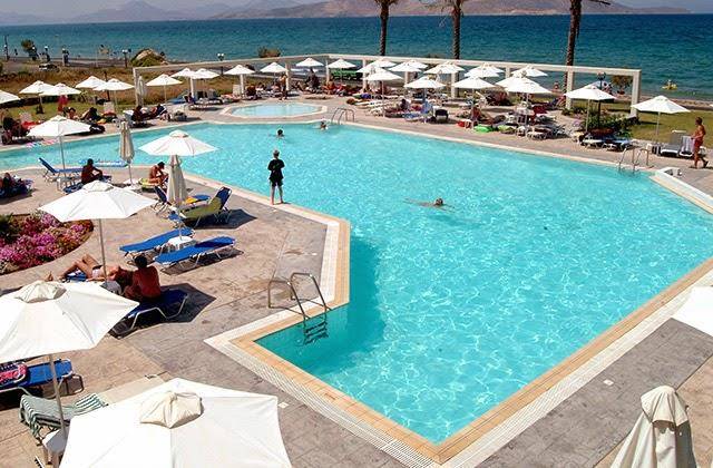 Club marmara zorbas beach