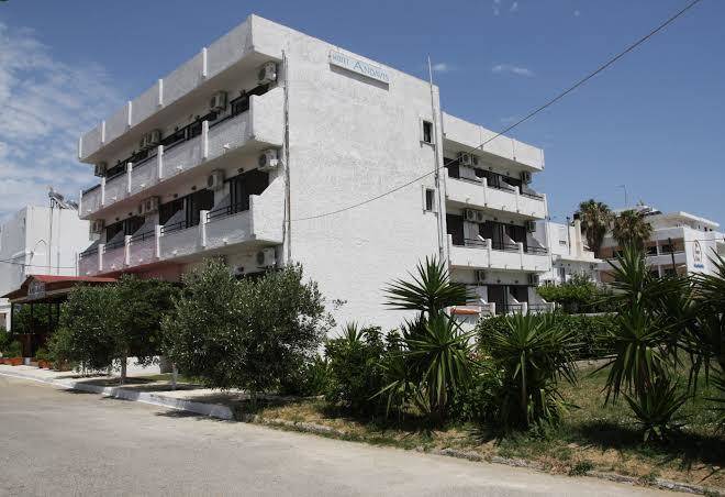 Hotel andavis