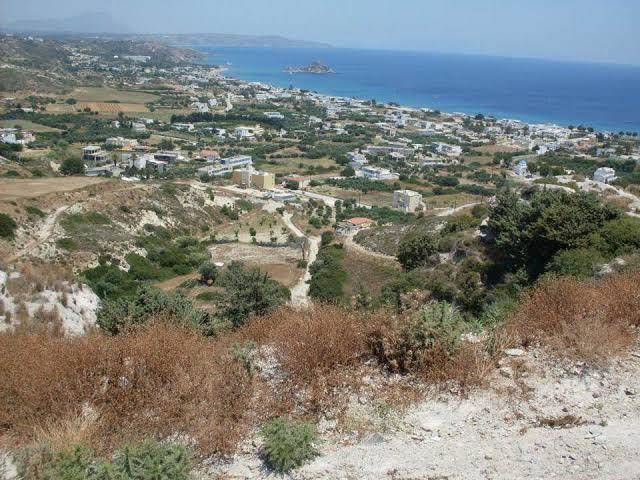 Kamari Bay Hotel Image