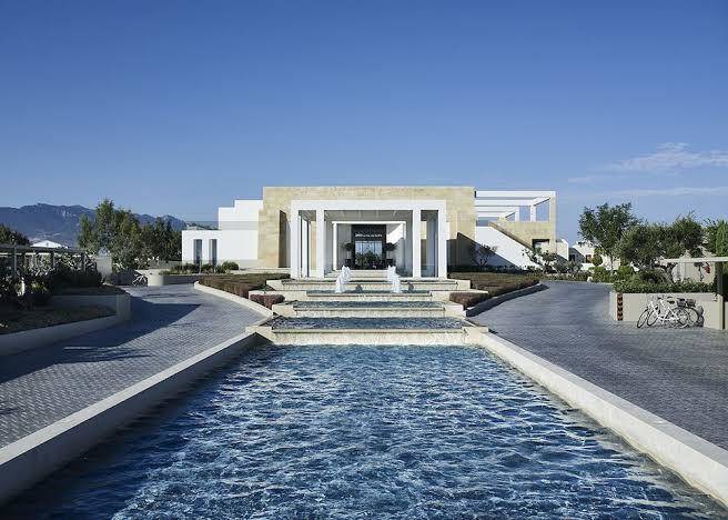 Pelagos suites hotel & spa