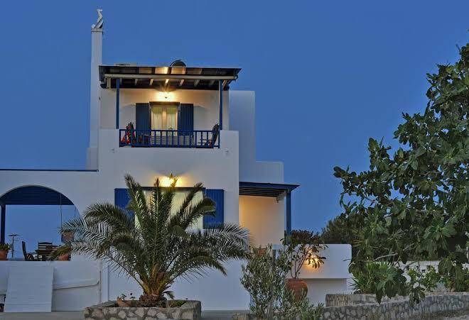 Akitos maisonette
