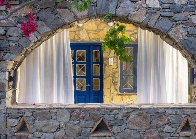Alexandros resort