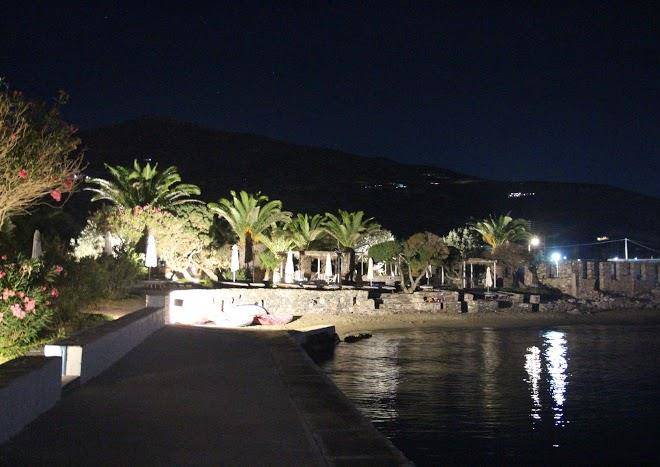 Hotel platys gialos