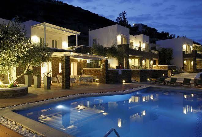Selana suites